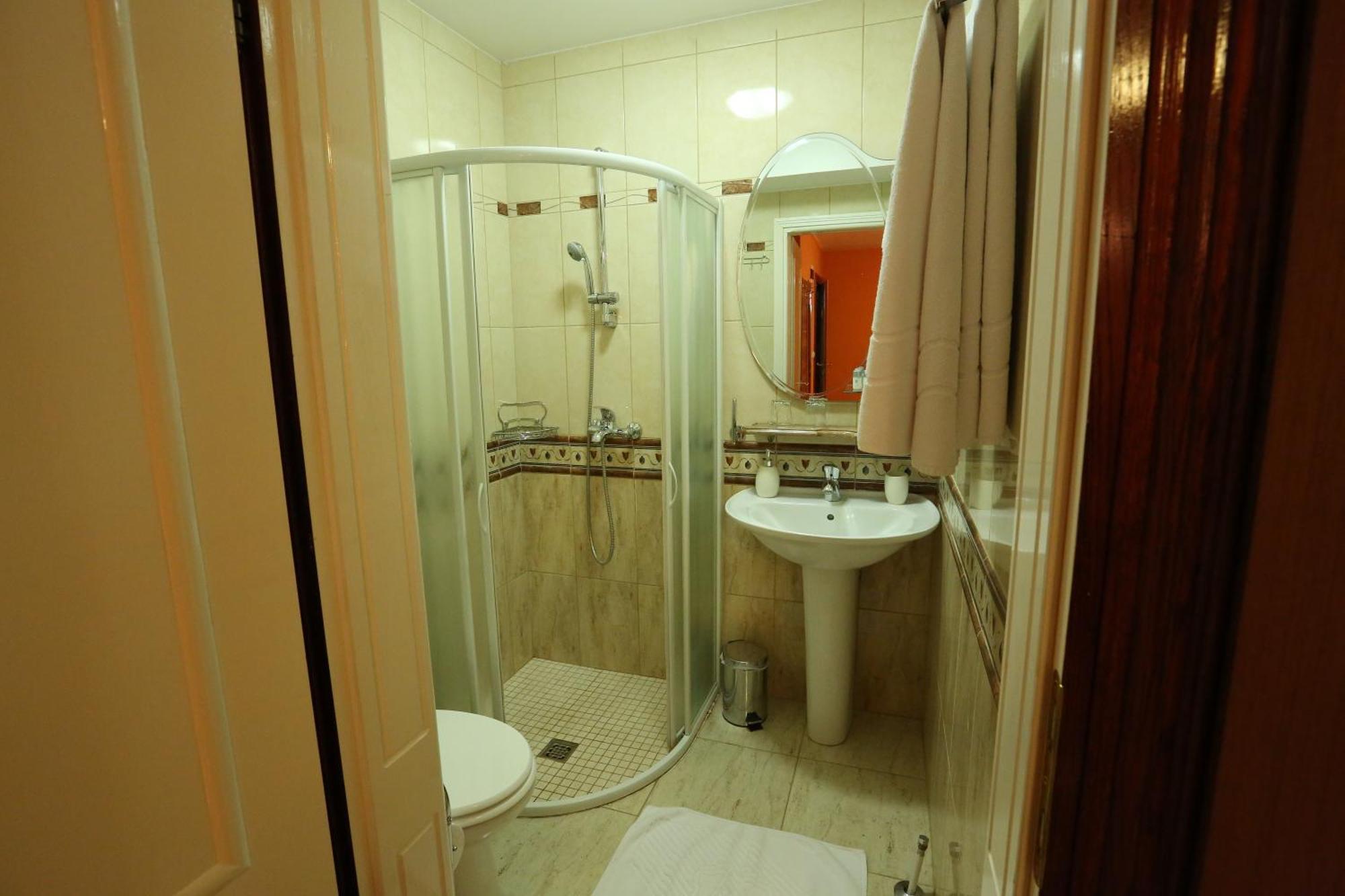 Apartments & Rooms Vienna Eszék Szoba fotó